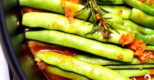 Тушеная фасоль Романо