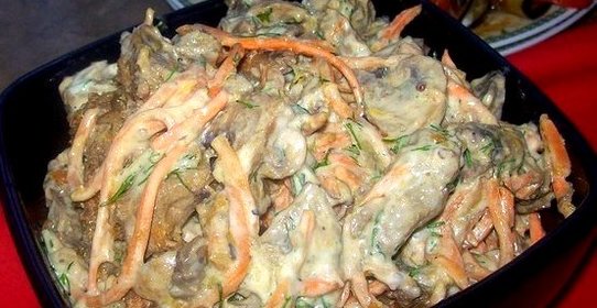 Салат с печенью и корейской морковью