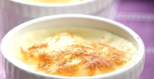 Манный пудинг с яблоками