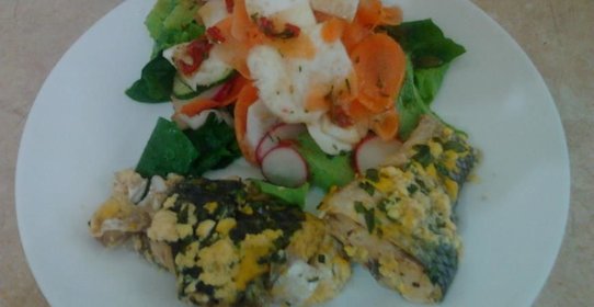 Салат из корнеплодов с запеченным пелингасом