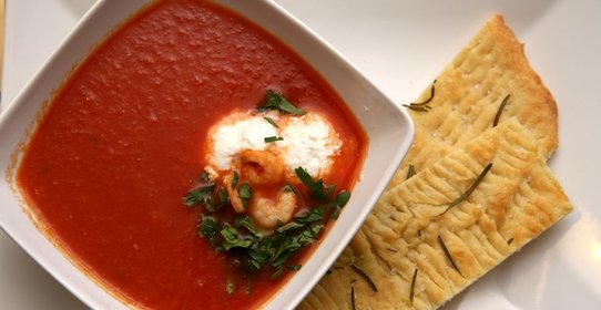 Фокачча с пряным маслом и розмарином