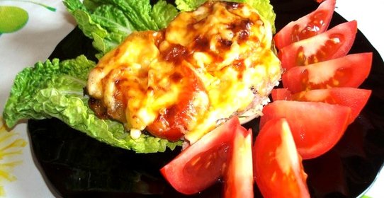 Свинина в духовке с сыром