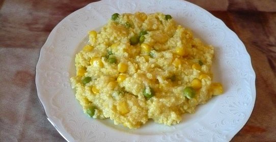 Постное пшено с горошком и кукурузой