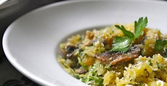 Жареный сквош с грибами