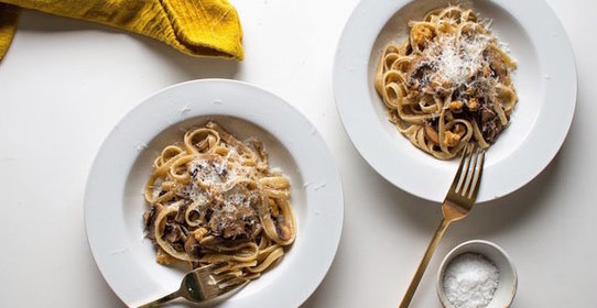 Феттучини с грибами и сыром