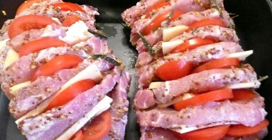 Свинина с помидорами