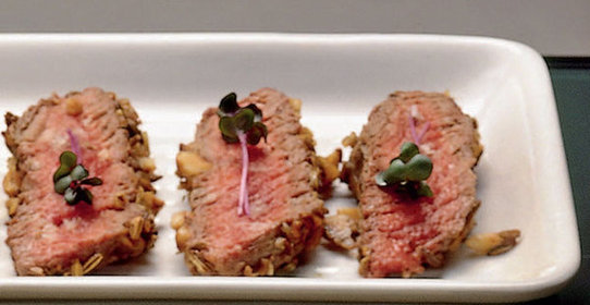 Бифштекс с ореховой корочкой