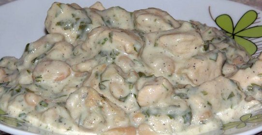 Белая фасоль в сметанном соусе