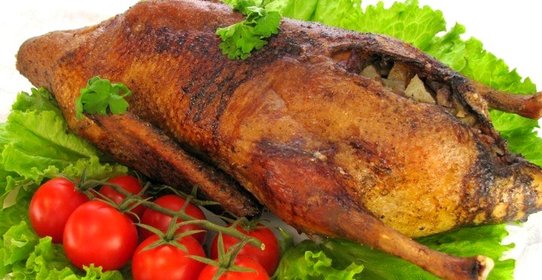 Утка, фаршированная грибами и картофелем