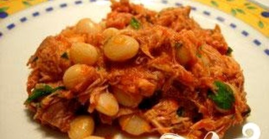 Фасоль с помидорами