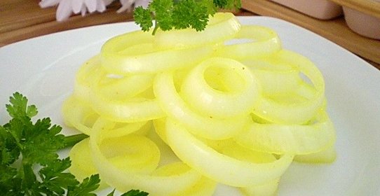 Лук, маринованный к шашлыку