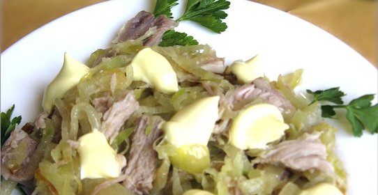 Салат из редьки с мясом