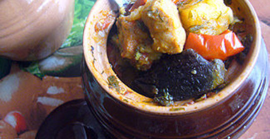 Свинина с овощами в горшочках