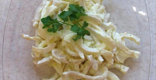 Салат из кальмаров