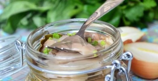 Маринованные вешенки