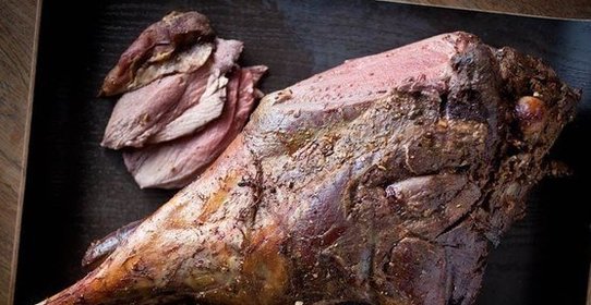 Легкое оленя, запеченное на огне