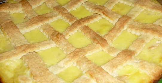 Яблочный пирог с заварным пудингом
