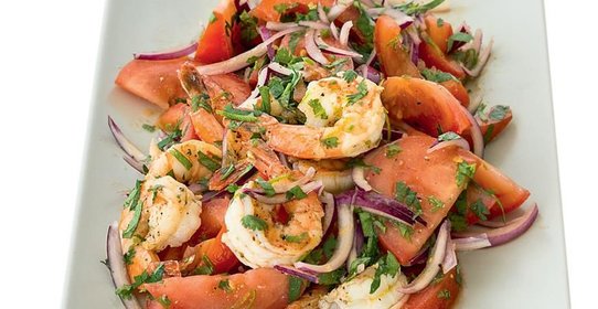 Салат из помидоров с креветками