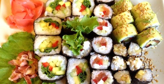 Овощной ролл с манго