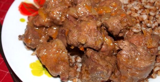 Гуляш из куриной печени