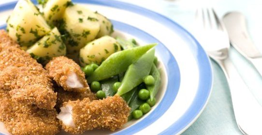 Куриные палочки в ореховой панировке