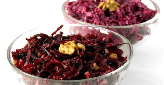 Салат из сырой свеклы