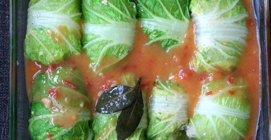 Запеченные голубцы из пекинской капусты с курицей