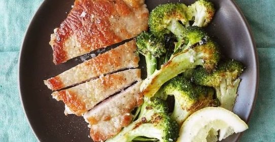 Свинина с брокколи