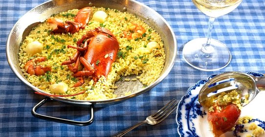 Паэлья с омаром