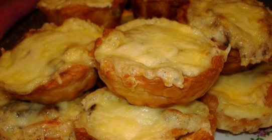 Жульен в корзиночках из теста