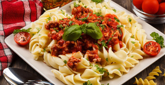 Паста с томатами и базиликом