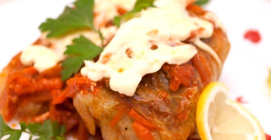 Тушеные голубцы