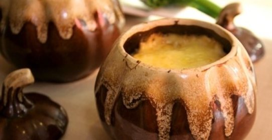 Кабачки с мясом в горшочках