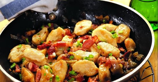 Галушки с салом