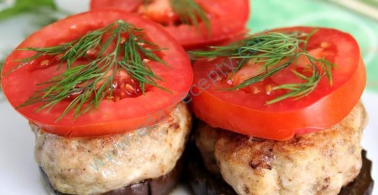 Свиные котлеты с баклажанами