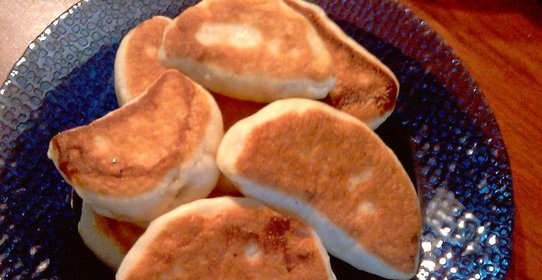 Пирожки с повидлом на сковороде