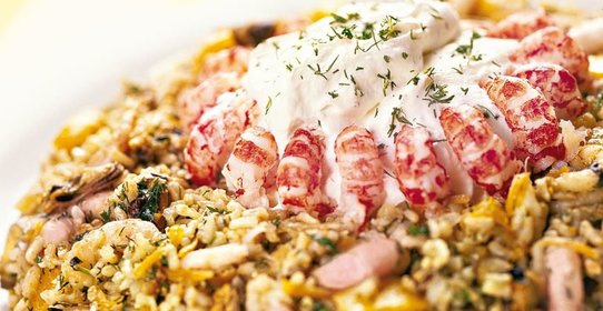 Кольцо из риса с морепродуктами