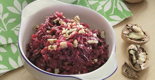 Салат из свеклы с чесноком