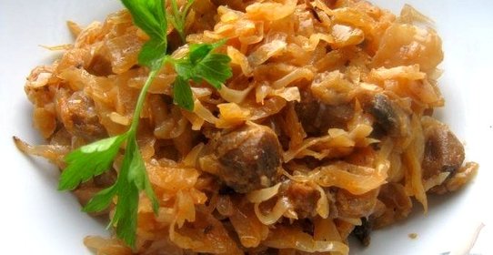 Капуста, обжаренная с грибами