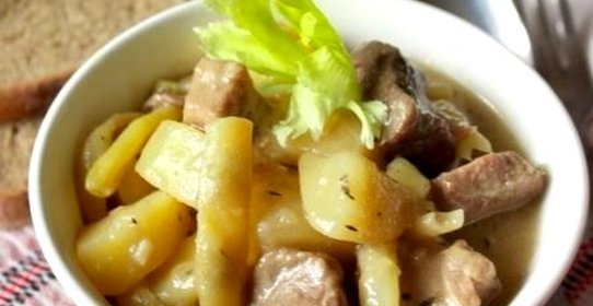 Тушеная фасоль с мясом