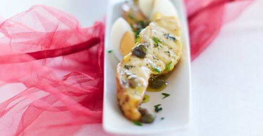 Копченная на чае осетрина