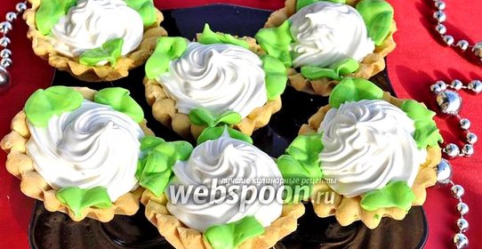 Корзинки с белковым кремом