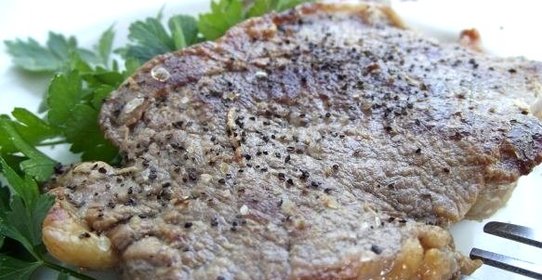 Сочный стейк из говядины