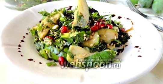 Салат с фейхоа и гранатом