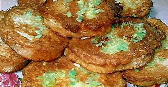 Гренки из батона с яйцом на завтрак