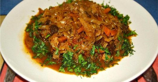 Капуста, тушеная с говядиной