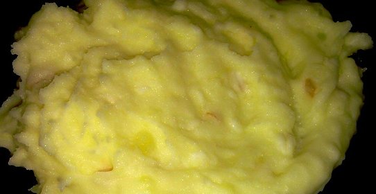 Картофельное пюре с колбасным сыром