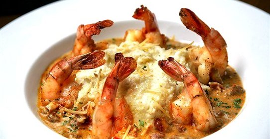 Острые креветки с голубым сыром и сельдереем