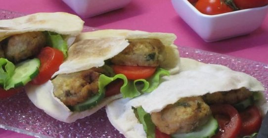 Пита с фалафелем