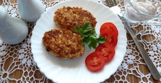 Котлетки из кальмара и риса